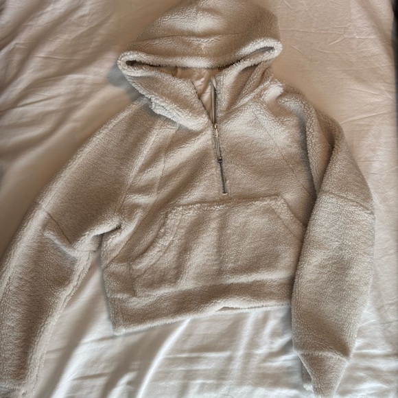 like new Lululemon Scuba in Sherpa - Picture 2 of 2
